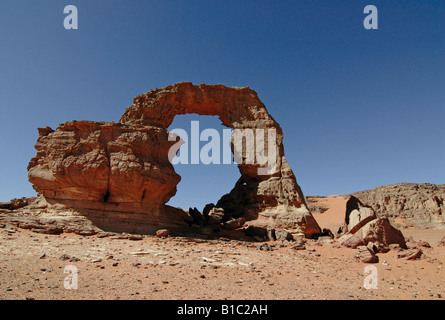 Geographie/Reisen, Algerien, Landschaften, Tadrart Gebirge, In-Tehaq Arch, Additional-Rights - Clearance-Info - Not-Available Stockfoto