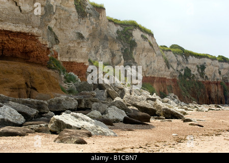 Die gestreiften Klippen von Hunstanton Beach, West Norfolk. Stockfoto