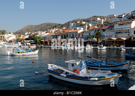 Hafen von Pithagorio auf der Insel Samos in Griechenland Stockfoto