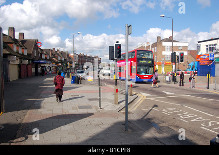 Kingsbury High St, Kingsbury, London, England Stockfoto