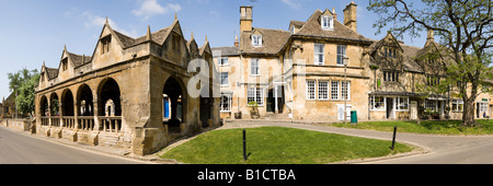 Ein Blick auf die High Street und Butter in der Cotswold Stadt Chipping Campden, Gloucestershire, Großbritannien Stockfoto