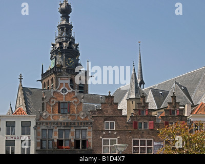 Kathedrale St Stevenskerkhof hinter dem Marktplatz in der alten Stadt Nijmegen Niederlande Stockfoto