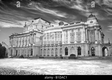 Zagreb, Kroatien, Europa. National Theater. b&w Stockfoto