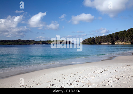 Blick auf Bowen Island von Murrays Beach Booderee Nationalpark, Jervis Bay Territory, New South Wales, Australien Stockfoto