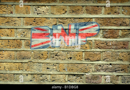 BNP-Graffiti an der Wand Stockfoto