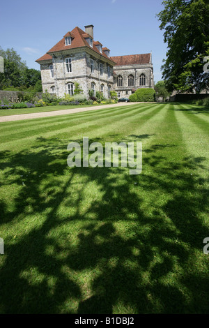 Stadt von Winchester, England. Wolvesey Schloss Westflügel, auch bekannt als Bishops House, ist die Heimat der Bischof von Winchester. Stockfoto