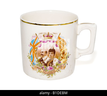 Souvenir antique Krönung Mug König Edward VII und Königin Alexandra 1902 Großbritannien Stockfoto