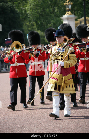 Irish Guards Band Buckingham Palace London Trooping die Farbe Zeremonie 14. Juni 2008 Stockfoto