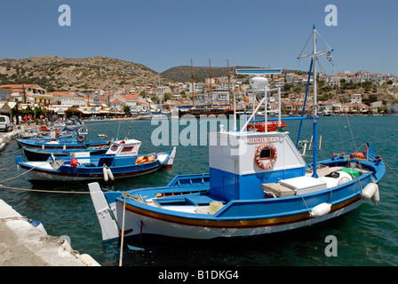 Im Hafen von Pythagorio auf der Insel Samos in Griechenland. Stockfoto