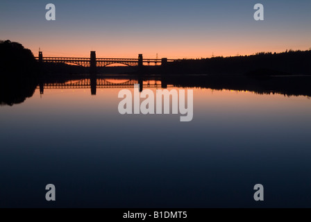 Britannia Bridge bei Sonnenuntergang Menai Strait Stockfoto