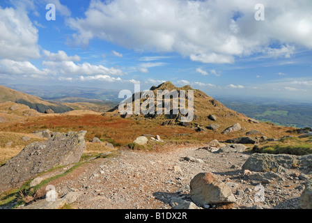 Felsvorsprung auf der Old Man of Coniston Stockfoto