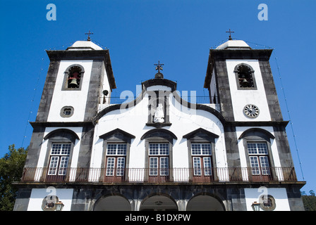 dh Kirche von Nossa Senhora MONTE MADEIRA Liebfrauenkirche Gebäude außerhalb Stockfoto