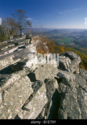 HERBSTLICHE AUSSICHT VOM PINNACLE ÜBERSEHEN ENTLANG DER APPALACHIAN TRAIL PENNSYLVANIA Stockfoto