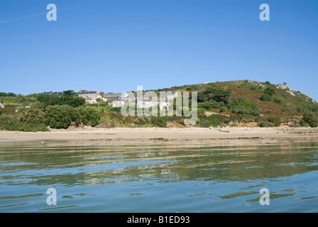 Die Stadt am Bryher, Isles of Scilly, angesehen vom Boot aus Stockfoto