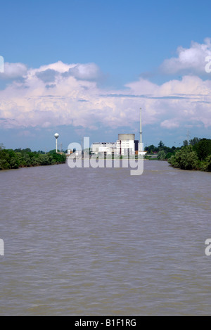 Italien, Piemont, Trino Vercellese, Enrico Fermi Kernkraftwerk Stockfoto