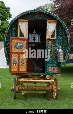 Alten Stil Wohnwagen an Bolsover Castle Derbyshire Stockfoto