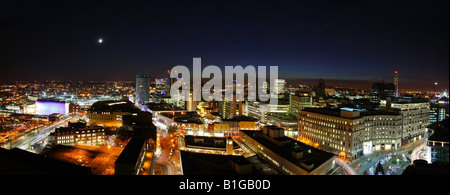 Luftaufnahme von Birmingham UK bei Nacht Panorama Stadtansicht Stockfoto