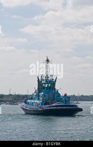 Norwegische 643GRT Schlepper Apex auf Studien in den Hafen von Southampton, wo sie registriert und betrieben von Solent Abschleppen, gebaut Stockfoto