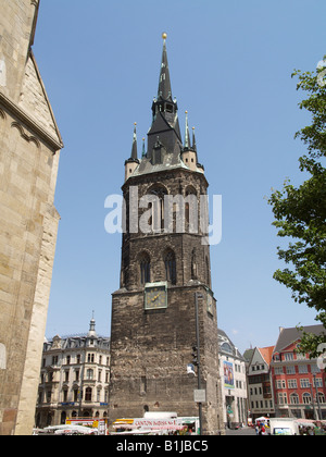 Turm auf dem Marktplatz in Halle an der Saale, Germany, Sachsen-Anhalt Stockfoto