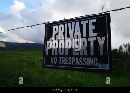 Private Property keine Trespassing melden Sie am Rand des privaten Grundstücken Stockfoto