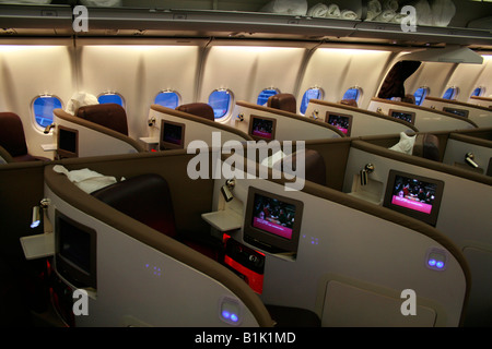 Virgin Atlantic Upper Class Suite im Airbus A340-600 Business Class Airline Sitze Stockfoto