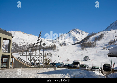 Turin 2006 Winter Olympics Logo Sestriere Turin Provinz Piemont Italien Stockfoto