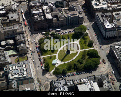 St Andrews Square, Edinburgh, zeigt der neue Pavillon und Melville Denkmal Stockfoto