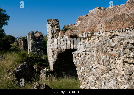 Römisches Aquädukt, Fontvielle, Arles, Frankreich. Stockfoto