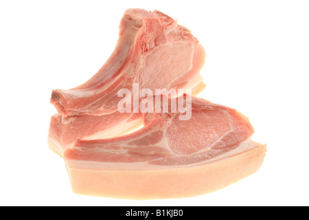 Frisch zubereitet Rohstoffen Schweinekoteletts bereit zu Kochen Isoliert gegen einen weißen Hintergrund mit keine Menschen und einen Freistellungspfad Stockfoto