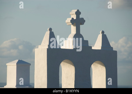 Fort von São João Ibo-Insel. Hier ist die Spitze der christlichen Kirche, gebaut in der Festung gezeigt. Mosambik. Stockfoto