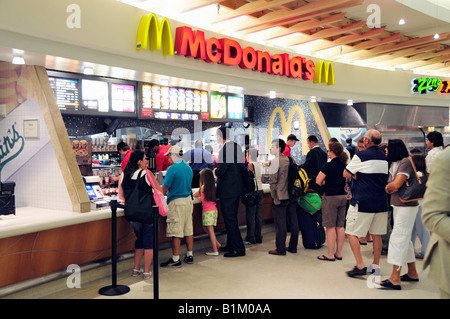 Fast Food-Court an der internationale Flughafen Orlando Florida Stockfoto