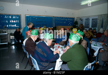 Heilsarmee Surrey Weihnachtsessen in Suppenküche Stockfoto