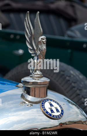 Jahrgang 'Rolland Pilain - Touren' Automobile - Flügelspieler Sphinx Maskottchen, Frankreich. Stockfoto