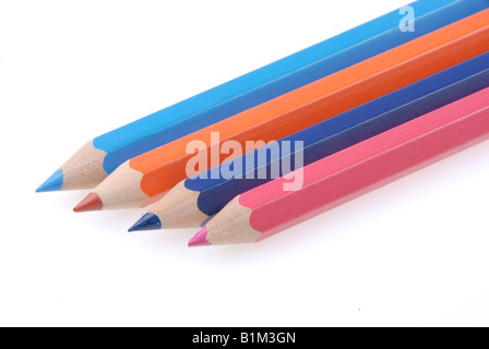 Buntstift auf einem weißen Hintergrund Nahaufnahme Makro Stockfoto