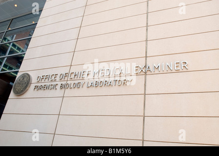 Das Gebäude, das Amt des Chief Medical Examiner von New York an der First Avenue Stockfoto
