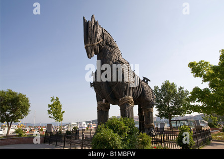 Das hölzerne Pferd aus dem Film Troja in Canakkale in der Nähe von Troy auf der ägäischen Küste der Türkei Stockfoto