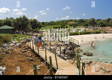 Kleopatra-Strand und Touristen Cedar Island Gökova Bucht Marmaris Türkei Stockfoto