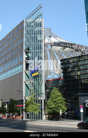 Berlin Deutschland das Cine Star IMAX Kino Gebäudeteil des Sony Center am Potsdamer Platz Stockfoto