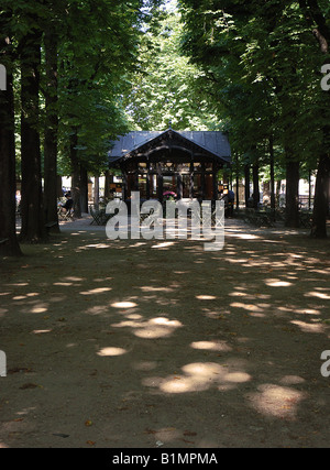 Cafe im Jardin du Luxembourg Stockfoto