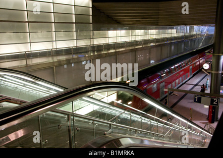 Der U-Bahnhof Potsdamer Platz in Berlin Deutschland Stockfoto