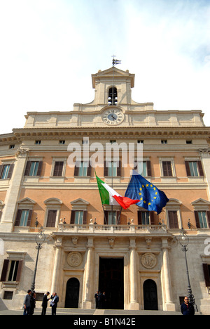 Parlamentsgebäude, Palazzo di Montecitorio, Sitz der italienischen Abgeordnetenkammer, Roma, Italien Stockfoto