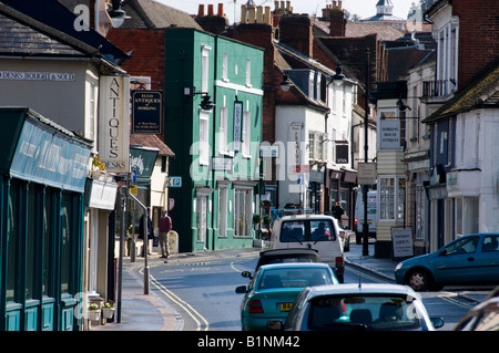 Weststraße, Dorking, Surrey, England, hat einen internationalen Ruf für ein Zentrum für Antiquitätenhändler Stockfoto