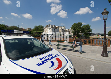 Polizei-Auto in der Nähe von Notre Dame Paris Frankreich Stockfoto