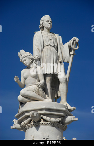 Statue von Christopher Columbus in der Plaza De La Aduana Cartagena de Indias, Kolumbien Stockfoto