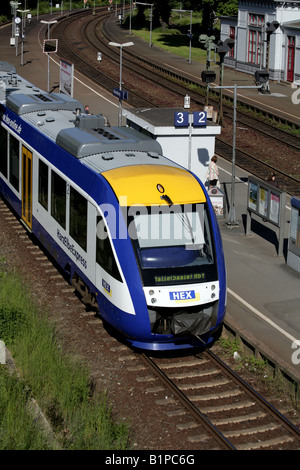 Harzelbe Express, Lint Typ 2 Triebzug bei Vienenburg Station Harz Mountains, Sachsen, Sachsen-Anhalt, Deutschland, Deutschland Stockfoto