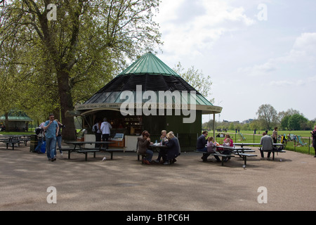 Lebensmittel-Kiosk am Speaker es Corner, Hyde Park, London England Stockfoto