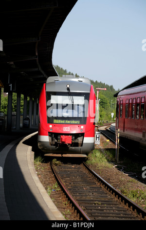 Deutsche Bahn, Lint Typ 2 Triebzug nähert sich Goslar Station Harz Mountains, Sachsen, Sachsen-Anhalt, Deutschland, Deutschland Stockfoto