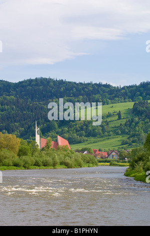 Dunajec-Fluss Kroscienko Podhale Polen Stockfoto