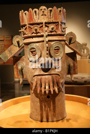 Tlaloc Pueblan Gott des Wassers, präkolumbische Kunst aus Chicayan, Ozuluama, Veracruz im Nationalmuseum für Anthropologie Mexiko. Stockfoto