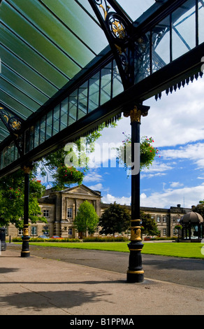 Ansicht des Harrogate Town Hall in North Yorkshire England UK Stockfoto